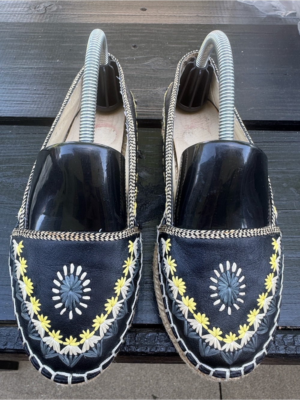 House of Harlow 1960 Embroidered Leather Espadrille Sz 6.5